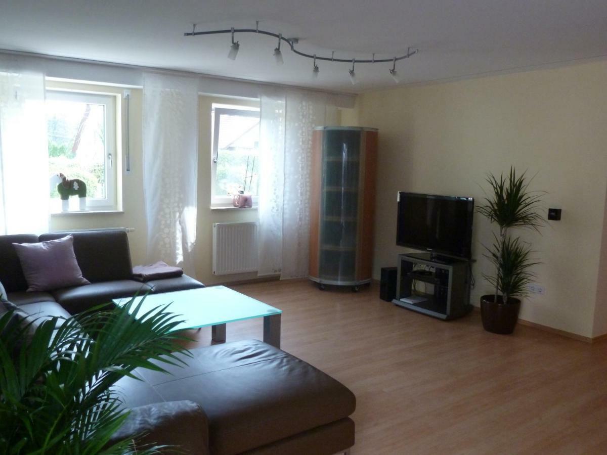 Ferienwohnung Eisele Heike ギュンツブルク エクステリア 写真
